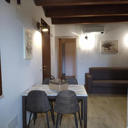 Farm stay Azienda Agrituristica Il Moraiolo Foligno