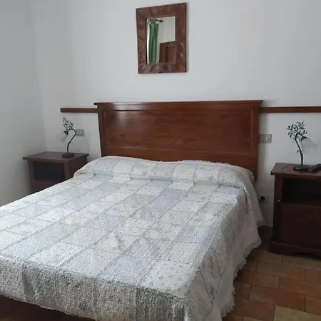 Azienda Agrituristica Il Moraiolo Farm stay Foligno